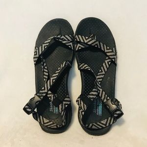 Sketchers sandals